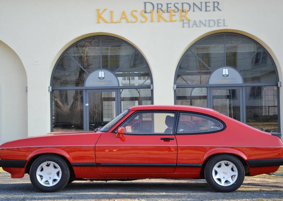 Immagine 10/33 di Ford Capri 2,8i (1981)