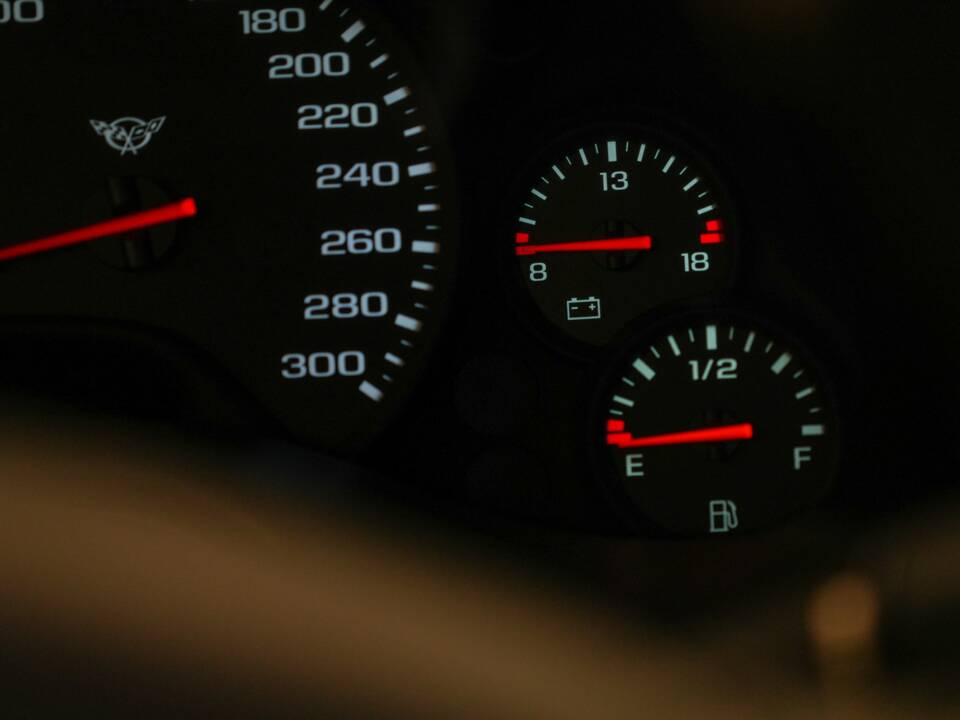 Afbeelding 40/49 van Chevrolet Corvette (2001)