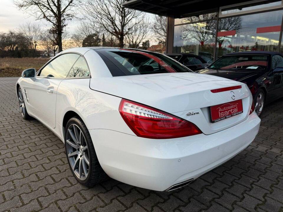Bild 3/22 von Mercedes-Benz SL 350 (2013)