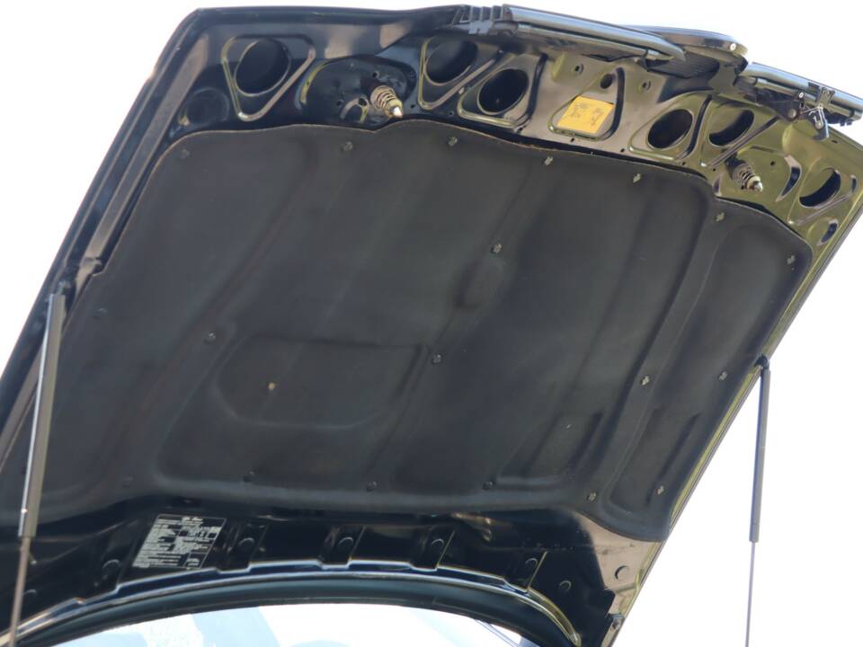 Imagen 45/50 de Alfa Romeo 164 3.0 V6 Quadrifoglio (1991)