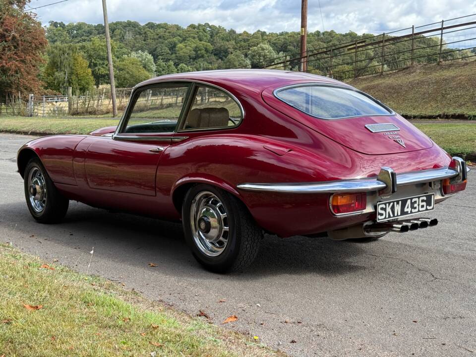 Bild 5/21 von Jaguar E-Type V12 (2+2) (1971)