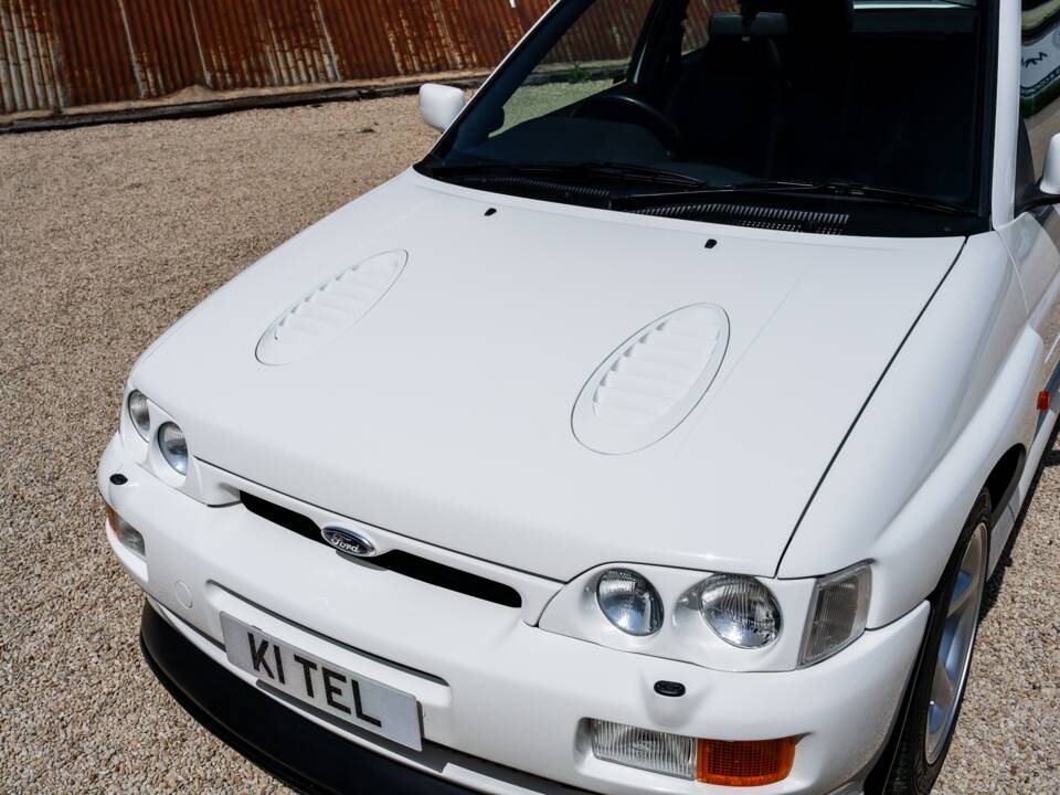 Bild 40/48 von Ford Escort RS Cosworth (1992)