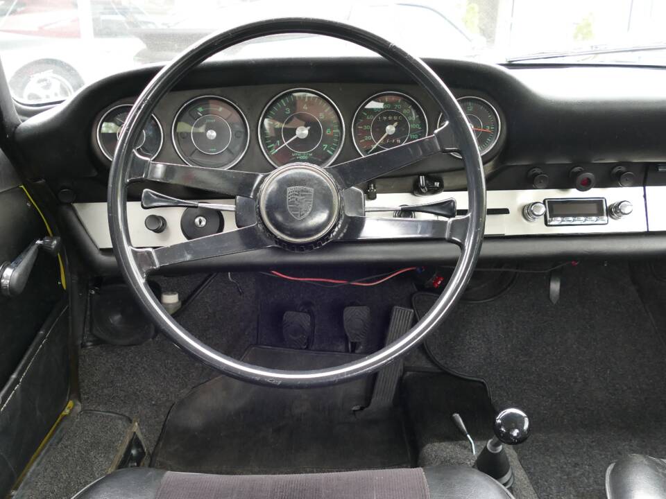 Image 13/18 de Porsche 912 (1967)