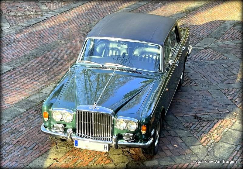 Bild 33/38 von Bentley T 1 (1974)