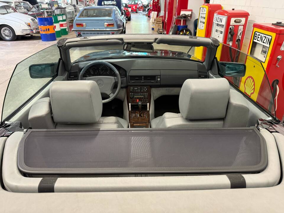 Bild 16/20 von Mercedes-Benz SL 600 (1994)