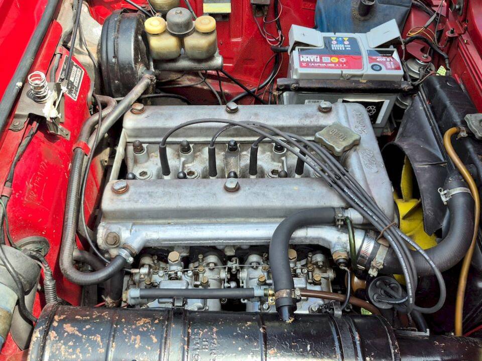 Image 46/50 de Alfa Romeo Giulia GT 1300 Junior (1971)