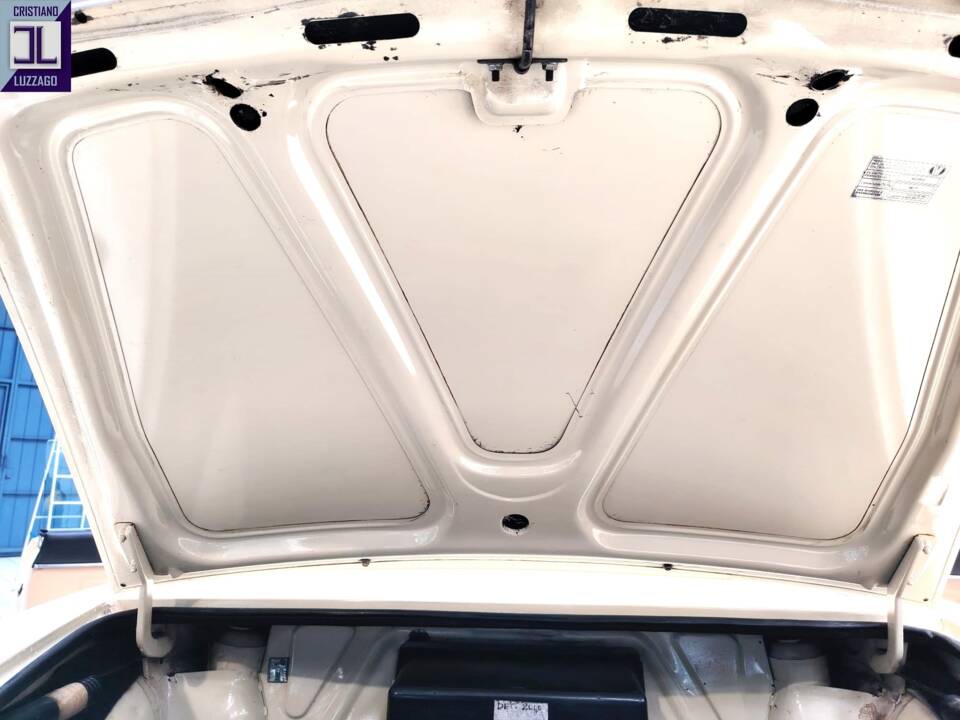 Image 56/64 of FIAT Spider 2000 (1982)