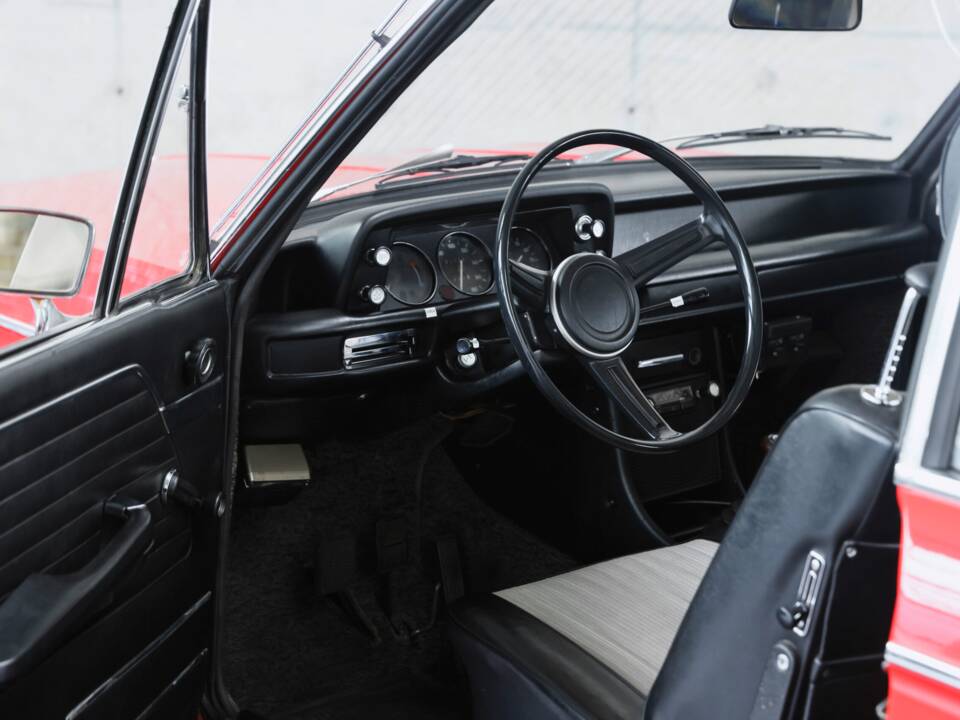 Bild 15/46 von BMW Touring 1600 (1972)