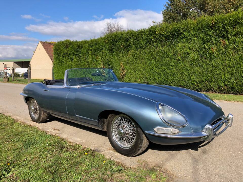 Imagen 5/31 de Jaguar E-Type 4.2 (1964)