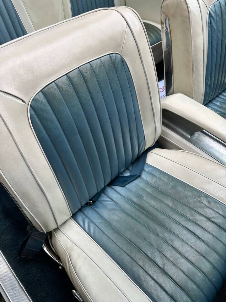 Immagine 4/23 di Buick Electra 225 Custom (1964)