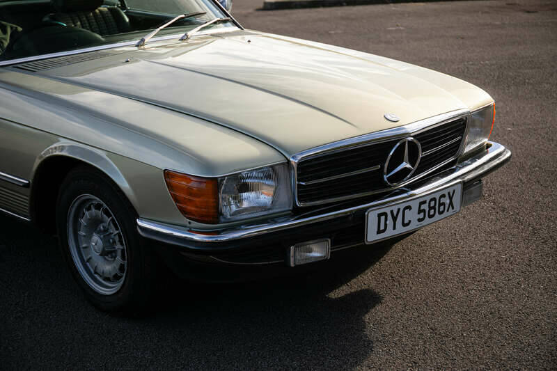 Image 9/43 of Mercedes-Benz 280 SL (1982)