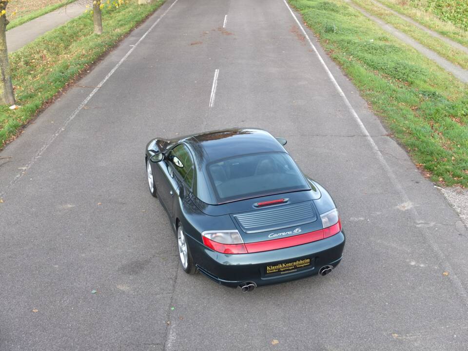 Bild 28/73 von Porsche 911 Carrera 4S (2004)