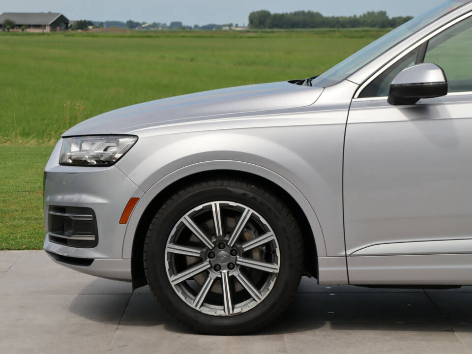 Image 31/50 of Audi Q7 3.0 TFSI (2017)