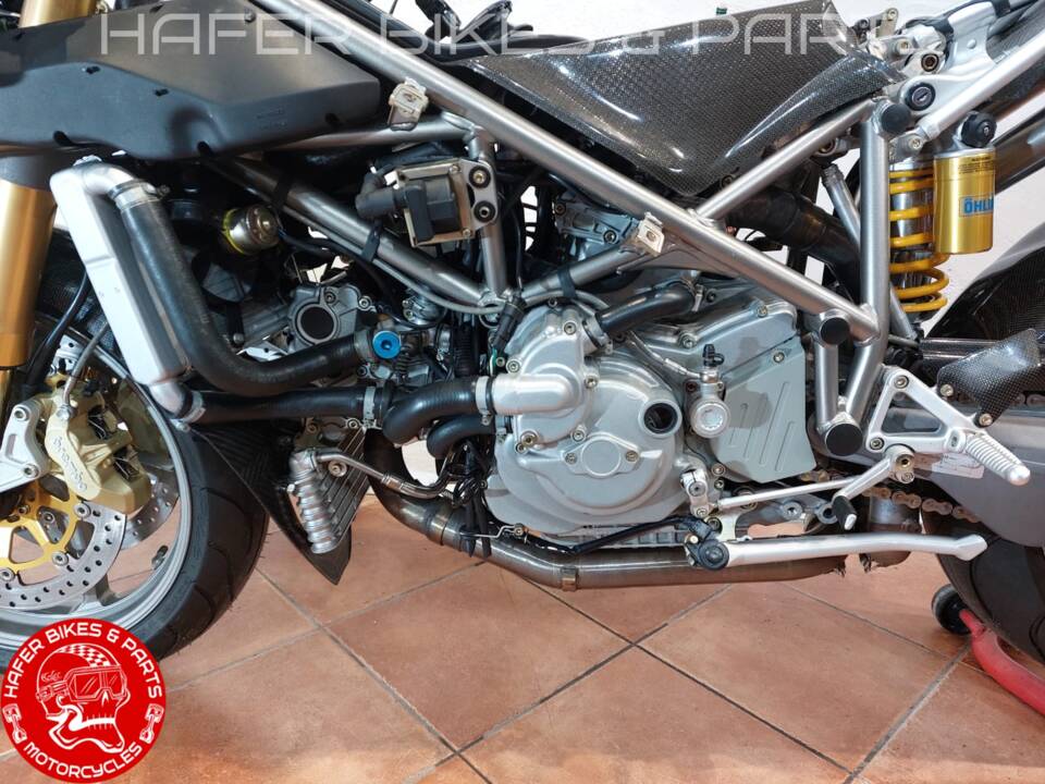 Immagine 40/40 di Ducati DUMMY (2002)