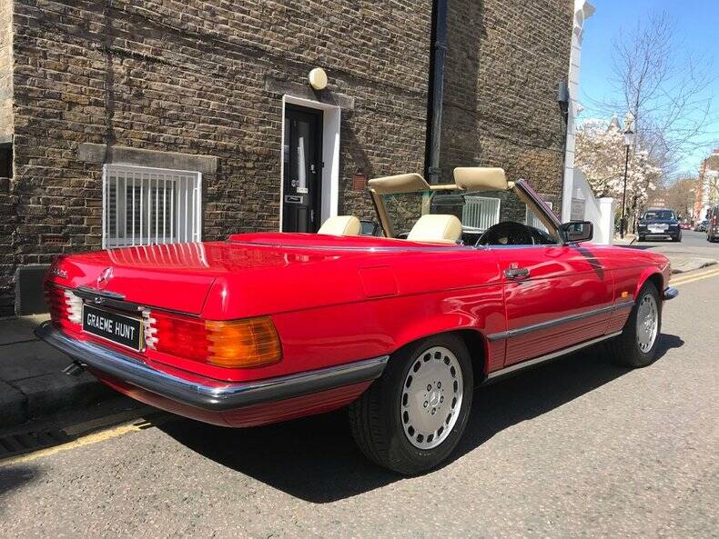 Image 5/38 of Mercedes-Benz 300 SL (1987)