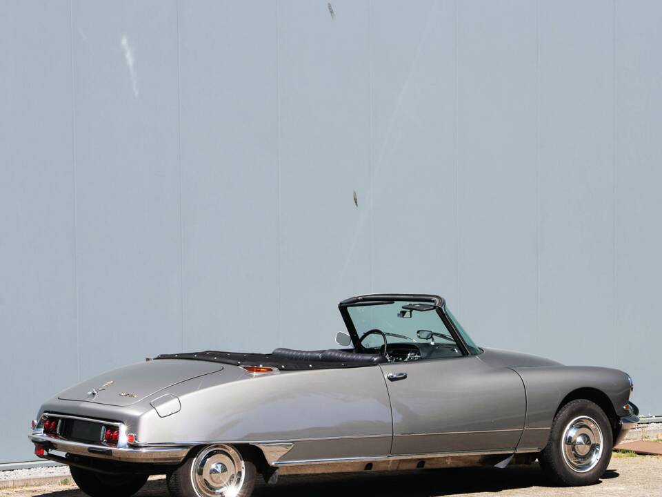 Bild 4/39 von Citroën DS 21 Chapron (1966)