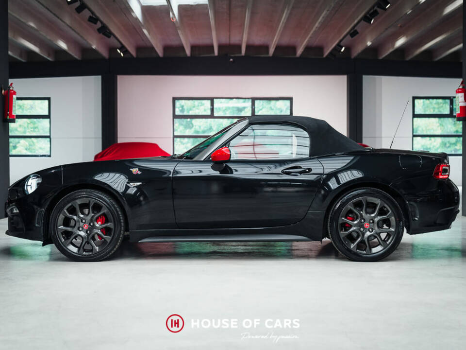 Image 10/24 of Abarth 124 Spider (2017)