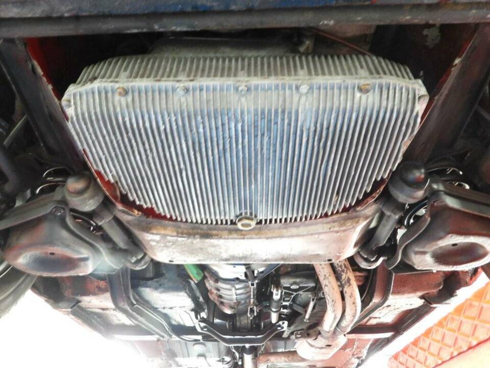 Image 14/15 of Alfa Romeo Giulia GT 1300 Junior (1968)