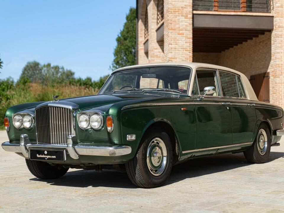 Obraz 1/50 pojazdu Bentley T 1 (1973)
