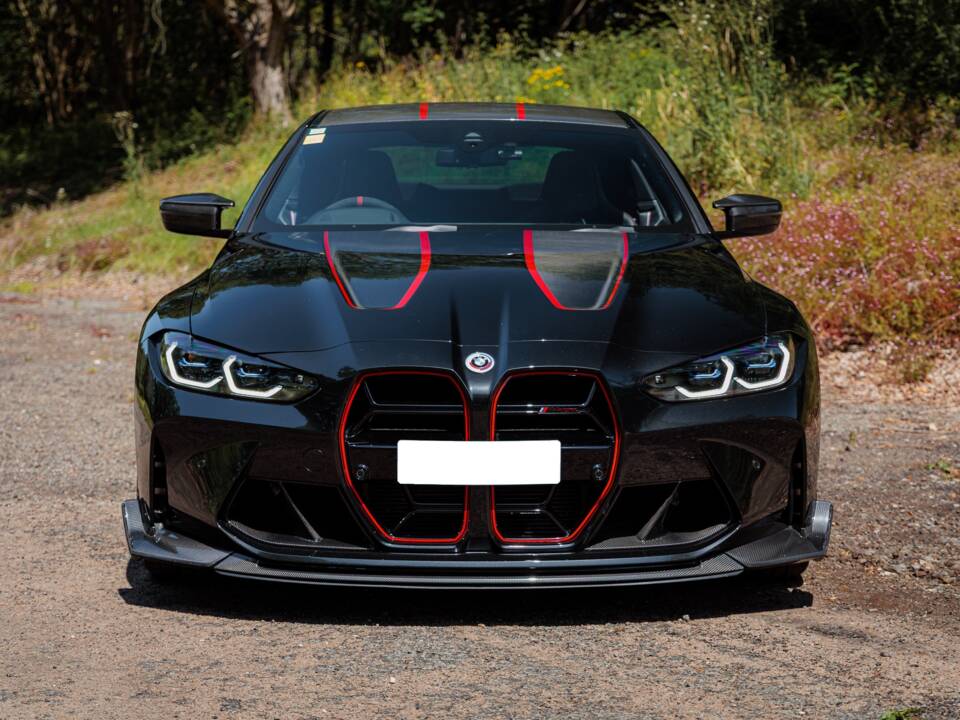 Image 8/41 of BMW M4 CSL (2022)
