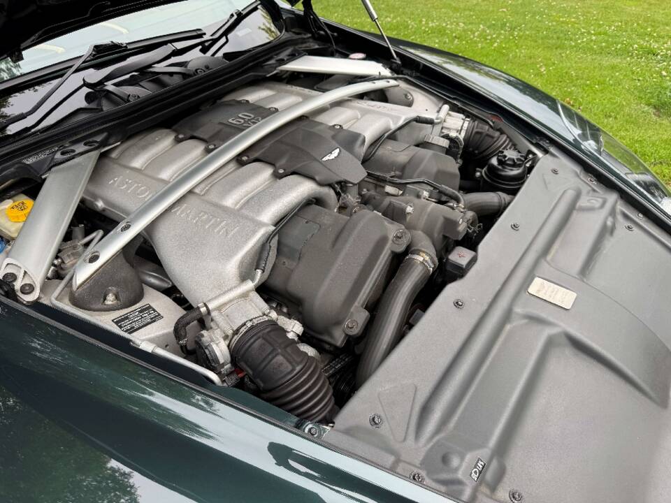 Image 38/43 of Aston Martin DB 9 (2008)