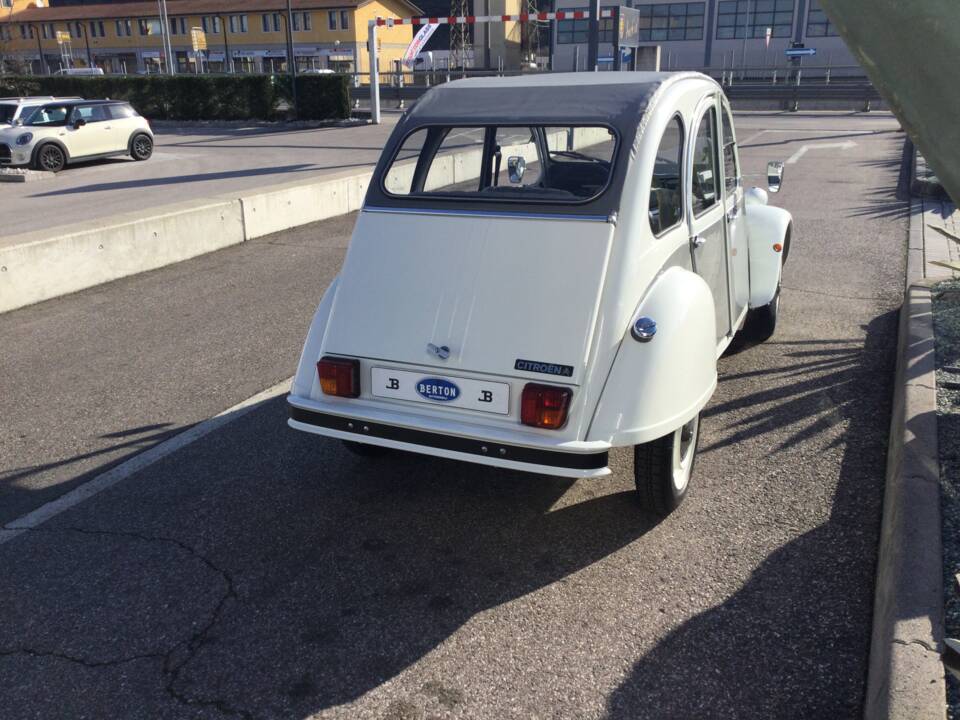 Image 4/19 of Citroën 2 CV 6 (1987)