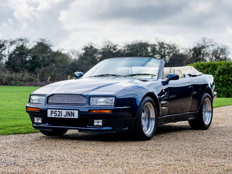 Image 15/50 of Aston Martin Virage Volante (1997)