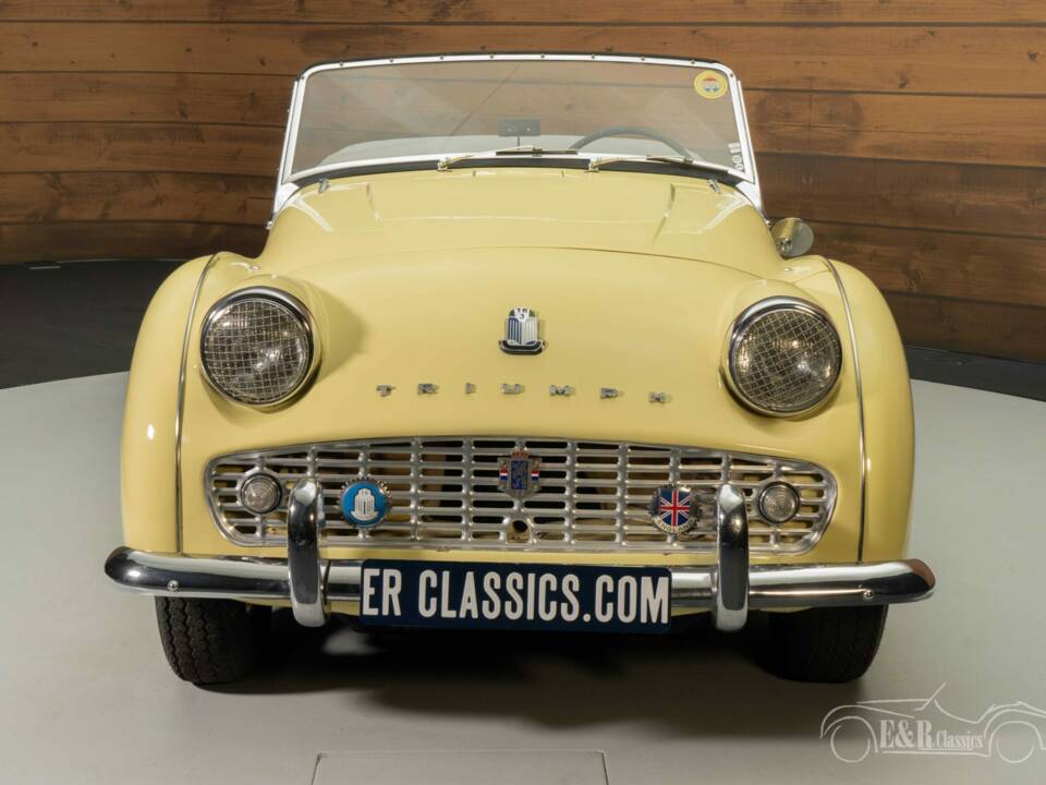 Imagen 2/9 de Triumph TR 3A (1959)