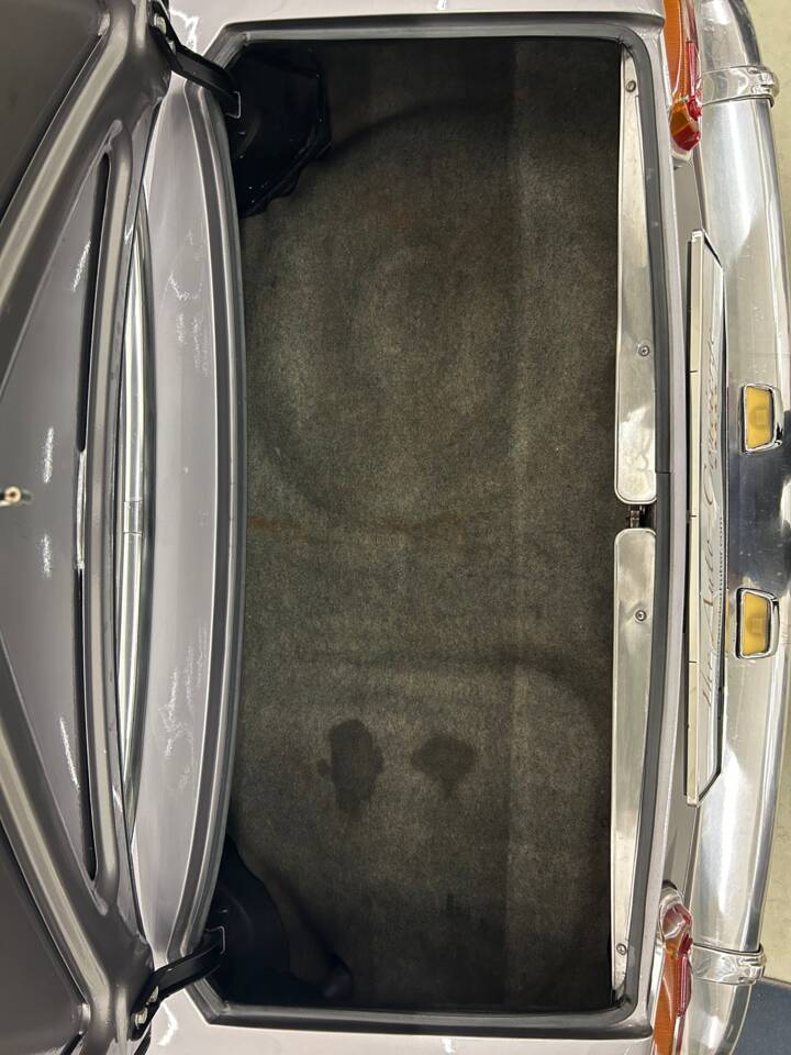 Image 21/35 de Alfa Romeo 2000 GT Veloce (1975)