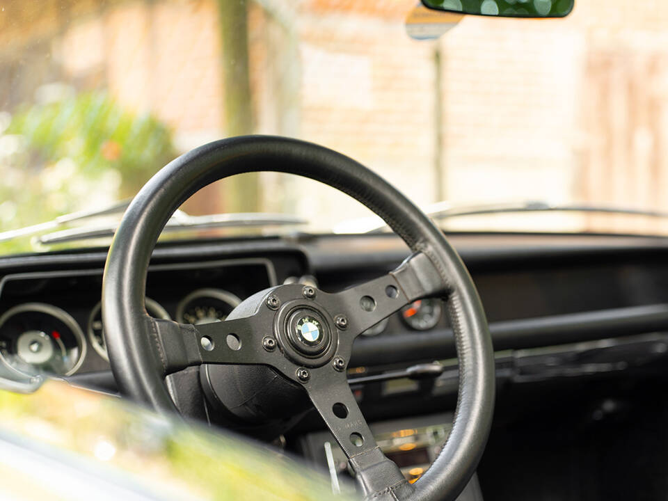 Immagine 38/76 di BMW 2002 Cabriolet (1971)