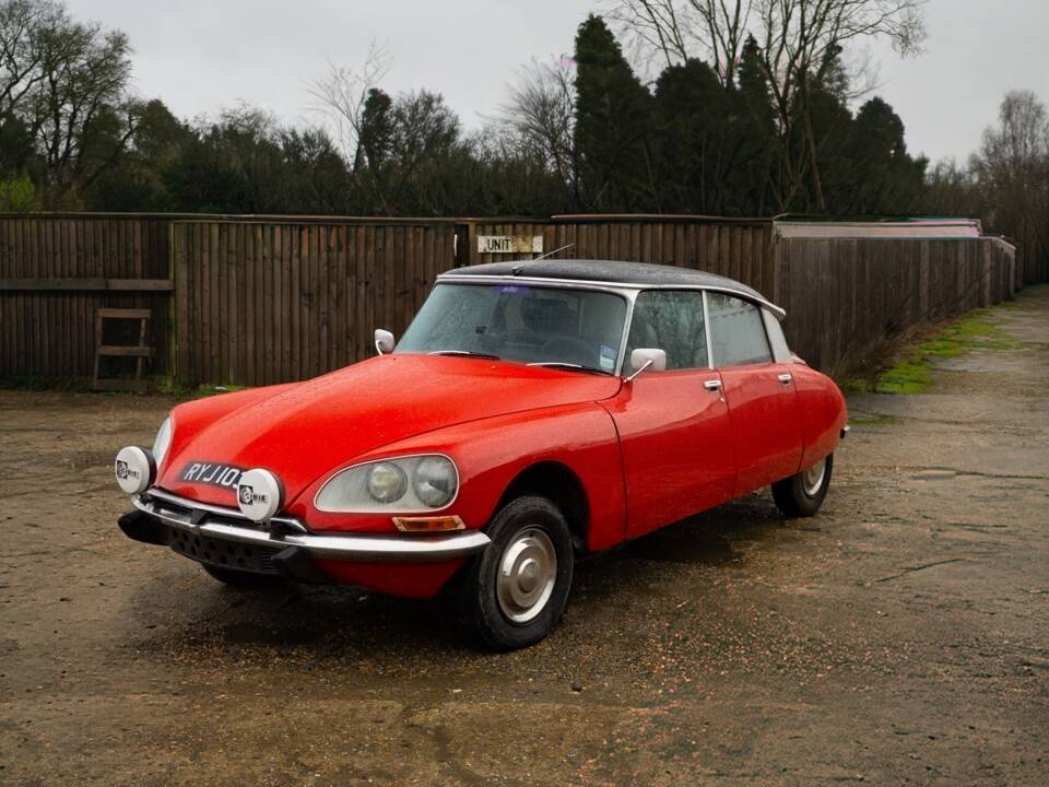 Image 9/24 de Citroën DS 20 A (1973)