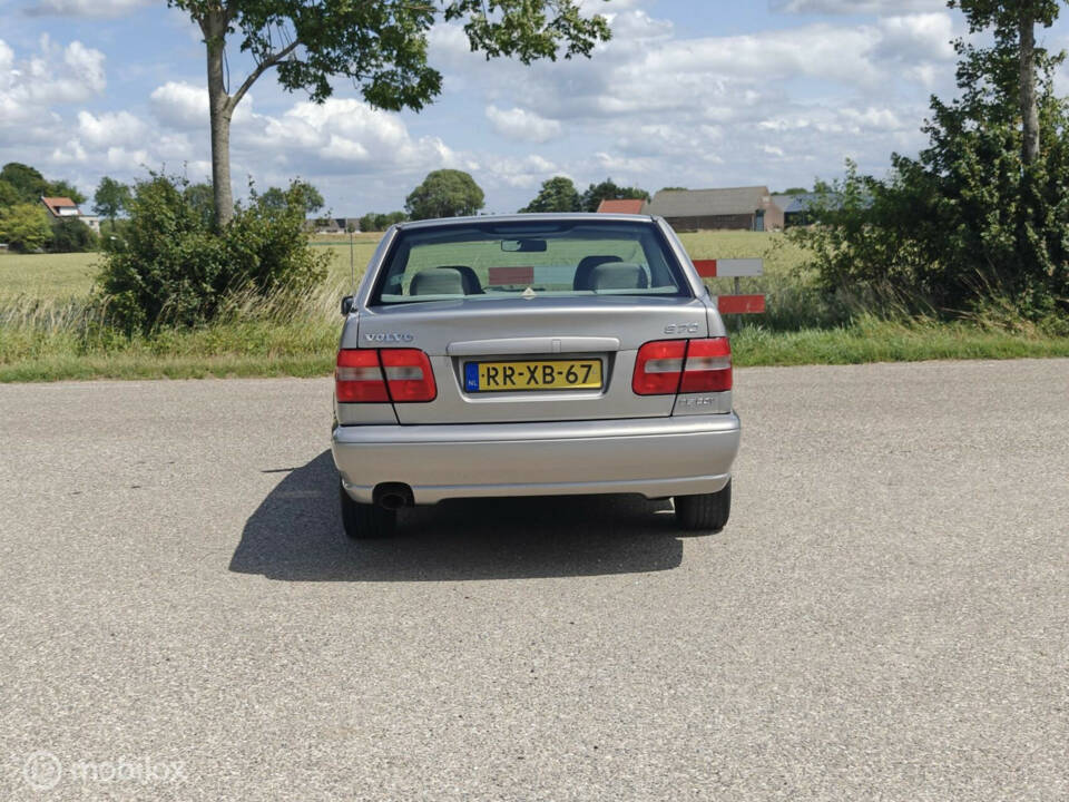Afbeelding 9/36 van Volvo S 70 2.5 (1997)