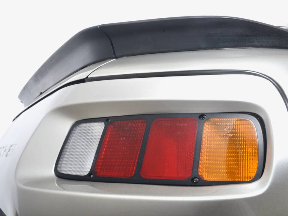 Immagine 12/20 di Porsche 928 S (1981)