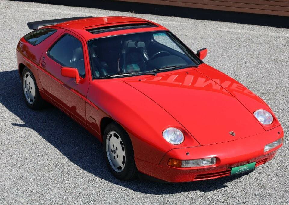 Afbeelding 14/35 van Porsche 928 S4 (1989)
