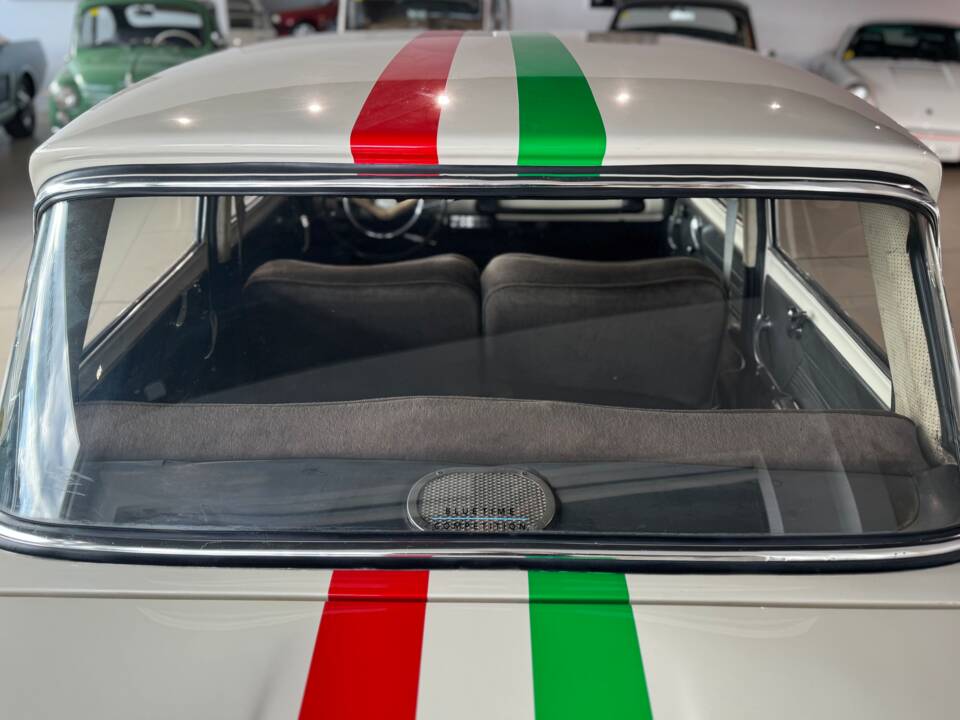 Image 24/47 of Alfa Romeo Giulia 1600 TI (1963)