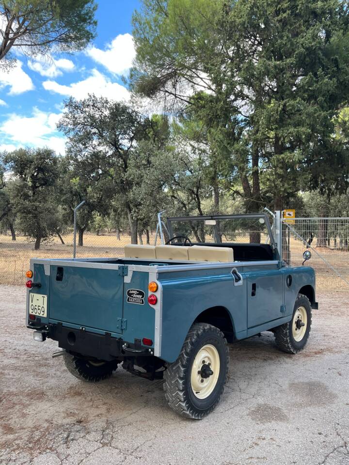 Bild 5/51 von Land Rover 88 (1976)