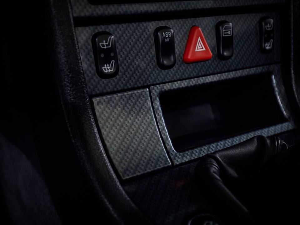 Image 34/100 de Mercedes-Benz SLK 230 Kompressor (1999)