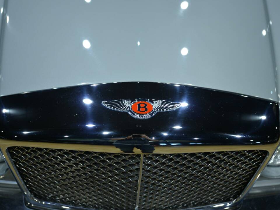Image 22/50 of Bentley Continental R (1992)