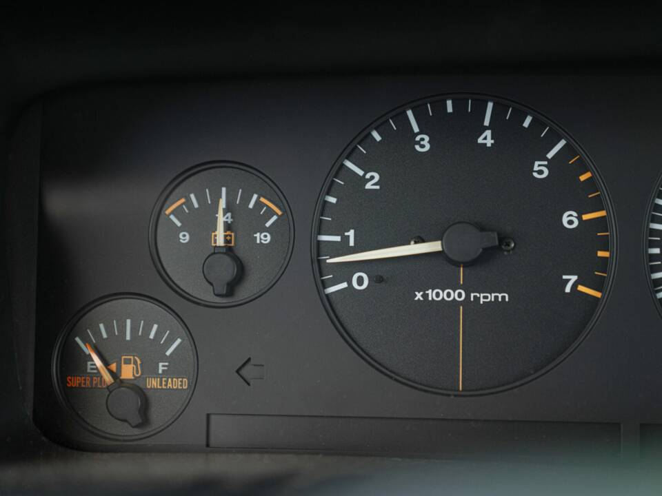 Bild 46/50 von Jeep Grand Cherokee 5.9 Limited (1998)