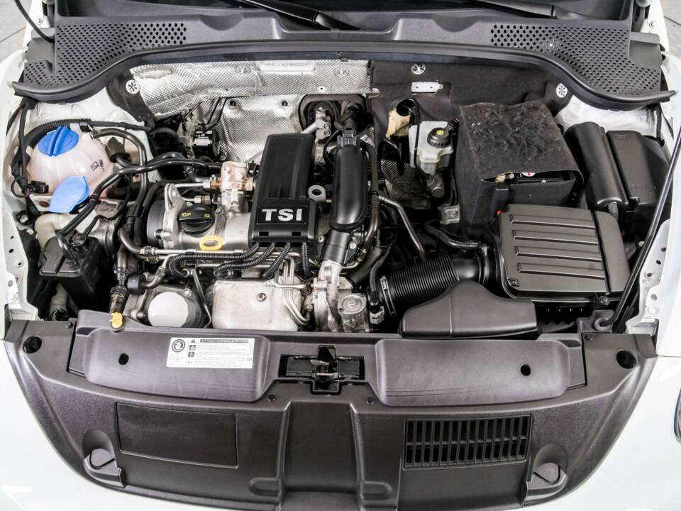 Imagen 37/50 de Volkswagen Beetle 1.2 TSI (2014)