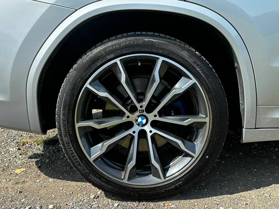 Image 20/64 de BMW X3 M Competition (2019)