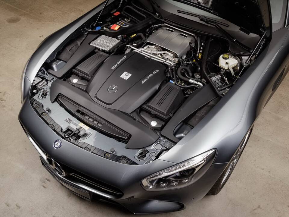 Image 29/29 of Mercedes-AMG GT-S (2015)