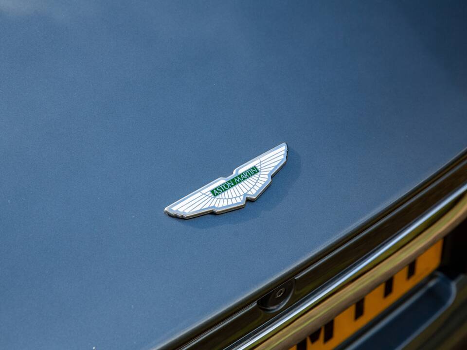 Bild 26/32 von Aston Martin DB 7 Vantage Prototype (1995)