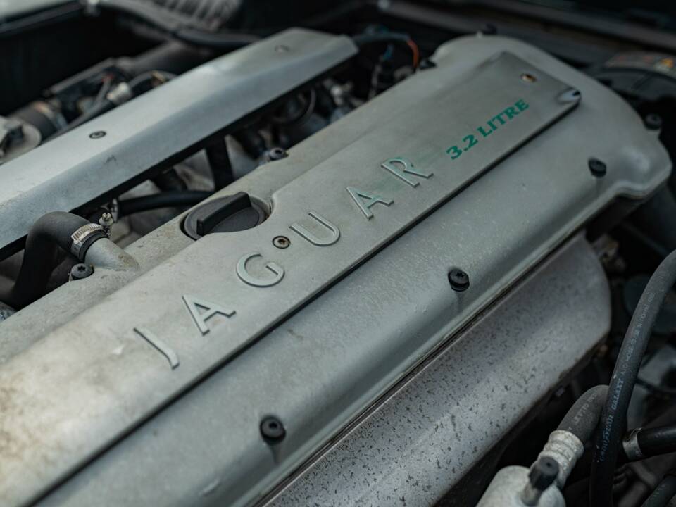 Afbeelding 48/50 van Jaguar XJ6 3.2 (1995)