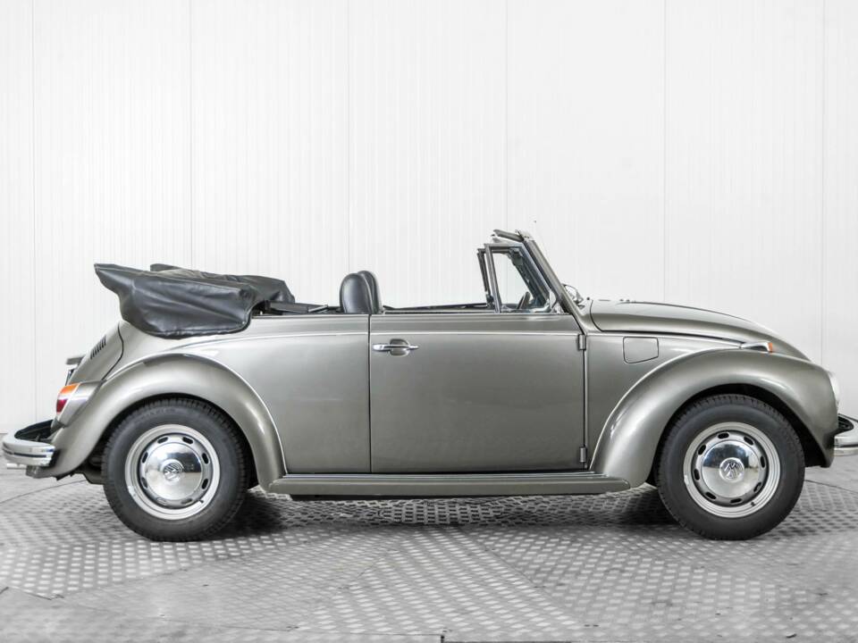 Image 10/50 of Volkswagen Beetle 1303 LS (1971)
