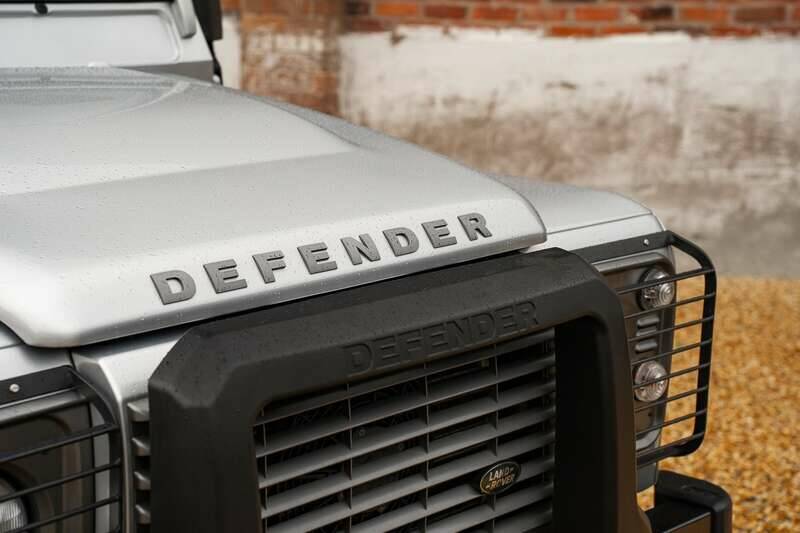 Image 34/50 de Land Rover Defender 110 (2015)