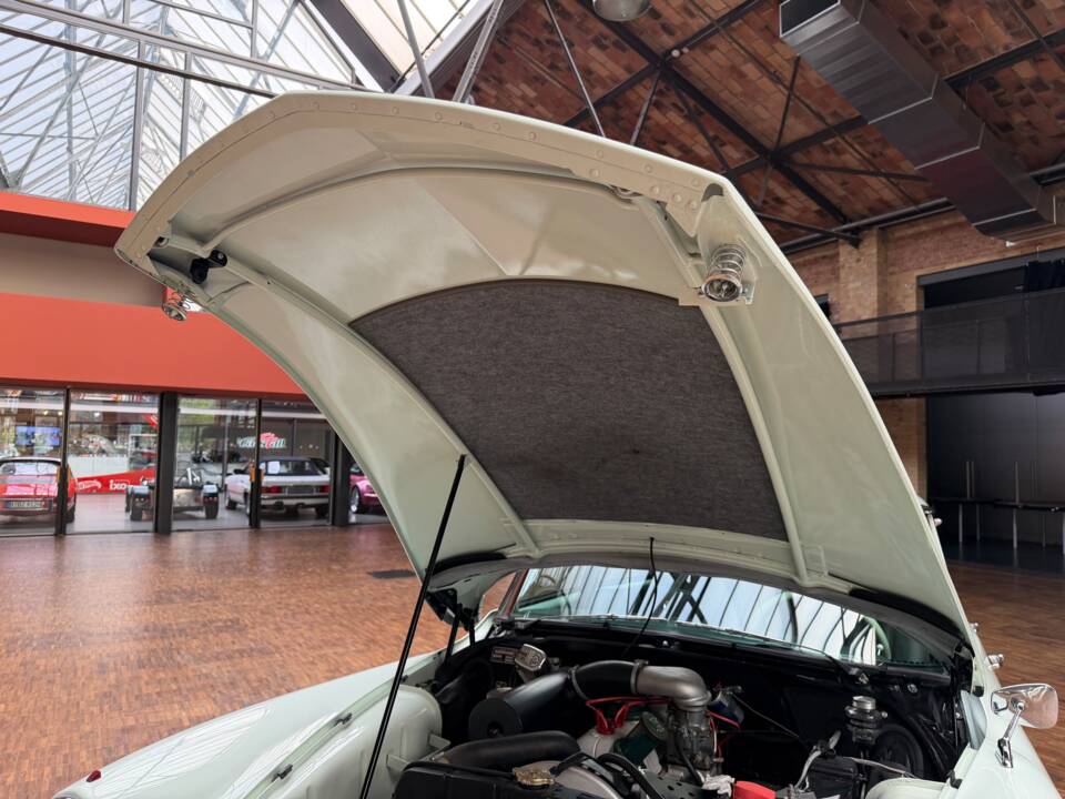Immagine 37/43 di Citroën ID 19 (1958)