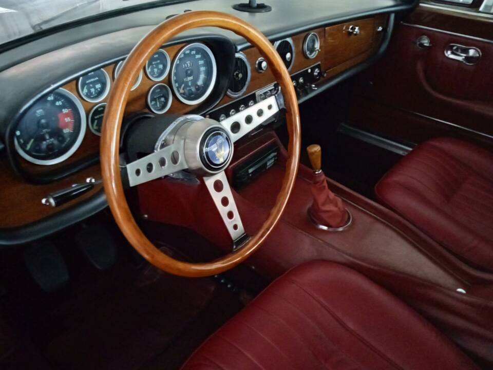 Bild 10/15 von Maserati Quattroporte 4200 (1966)