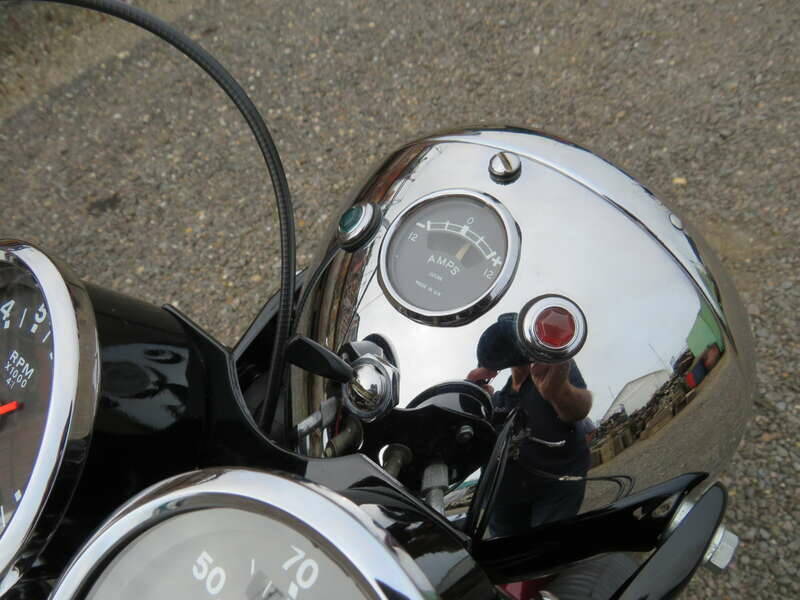 Image 9/50 de Triumph DUMMY (1970)