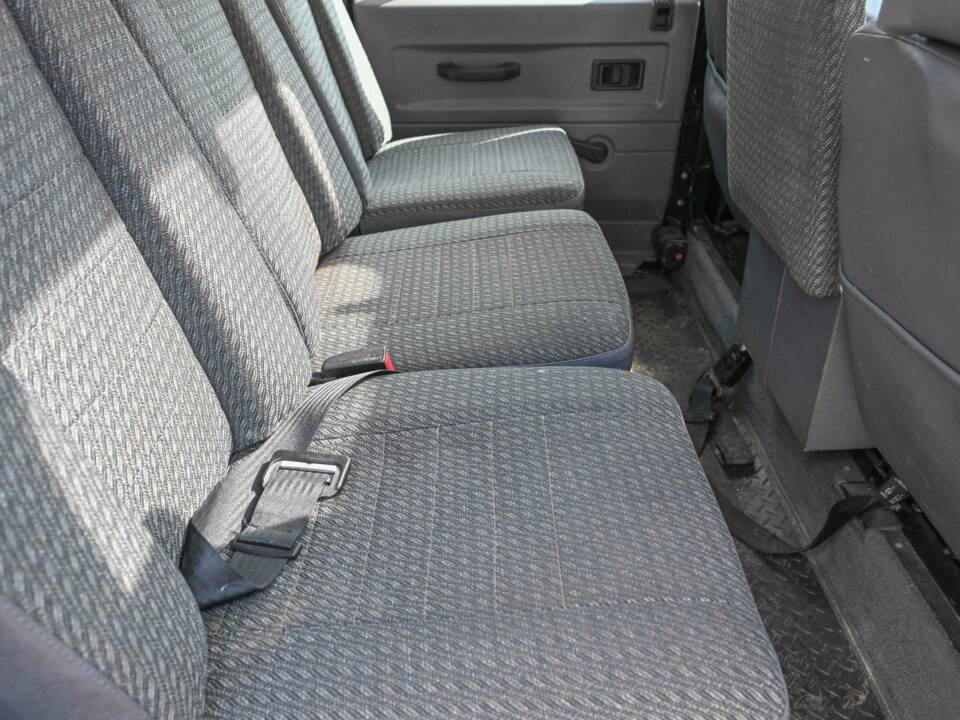 Image 36/50 of Land Rover Defender 110 300Tdi (1998)